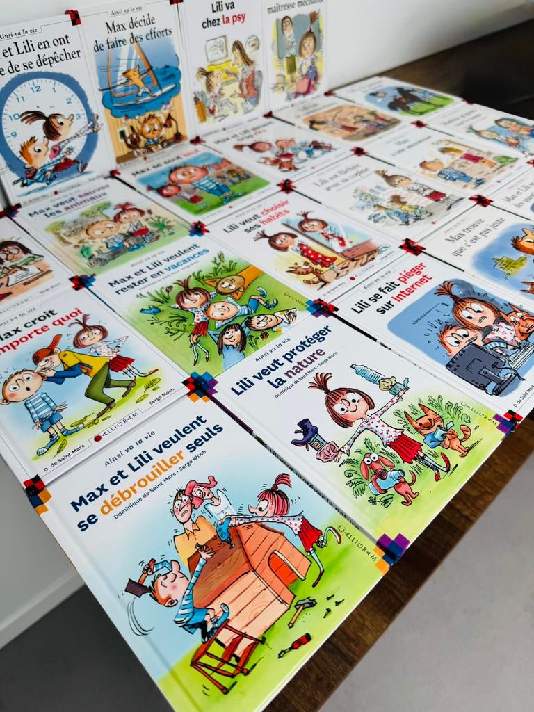 Lot max et lili, Plusieurs BD, Enlèvement, Comme neuf