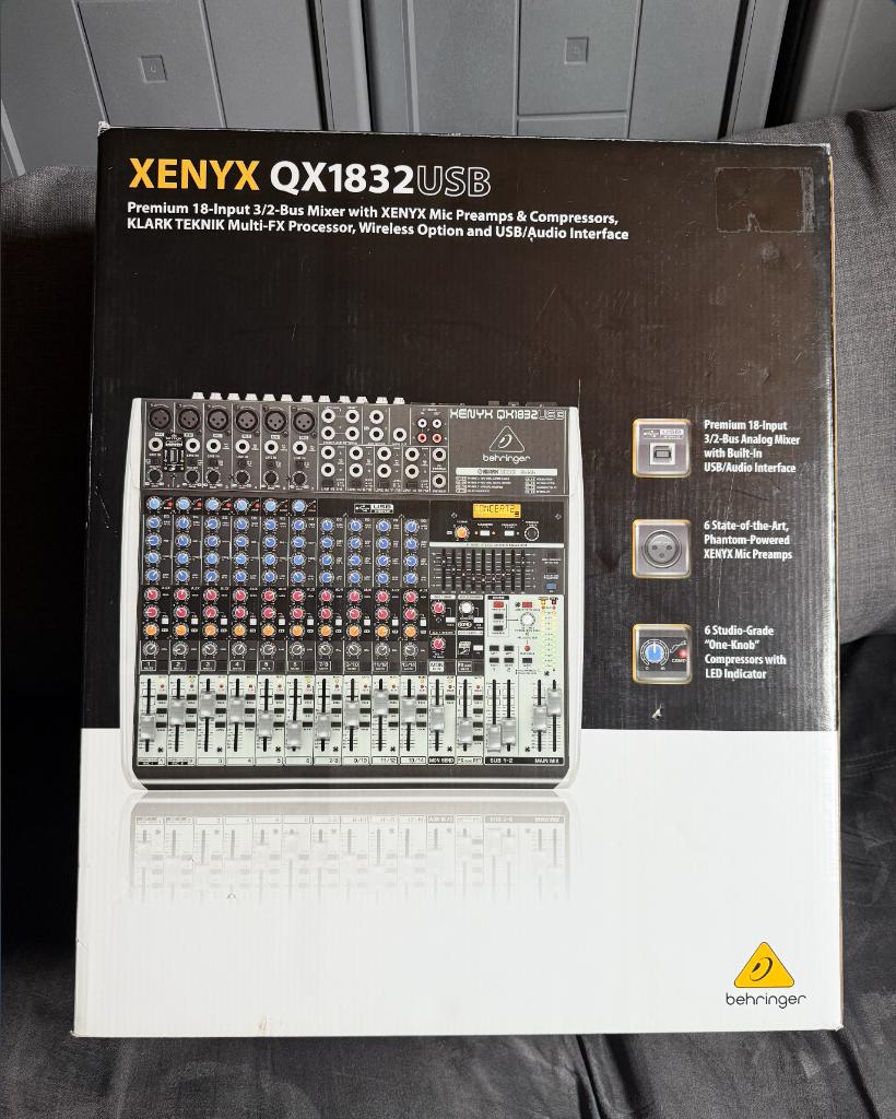 Behringer Xenix 1832 USB, Enlèvement ou Envoi, Comme neuf, 10 à 20 canaux