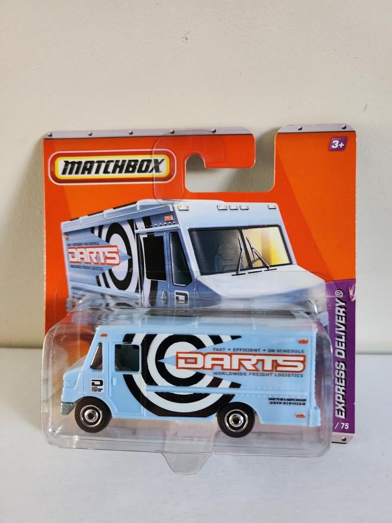 Matchbox Express Delivery DARTS (2011), Hobby en Vrije tijd, Ophalen of Verzenden, Nieuw