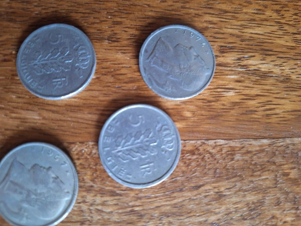 4 stukken van 5 Belgische frank, Postzegels en Munten, Ophalen of Verzenden
