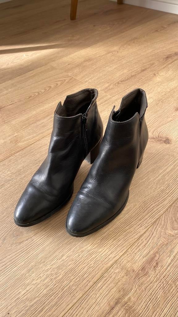 Mooie laarsjes, Kleding | Dames, Schoenen, Zwart, Lage of Enkellaarzen, Ophalen of Verzenden, Gedragen