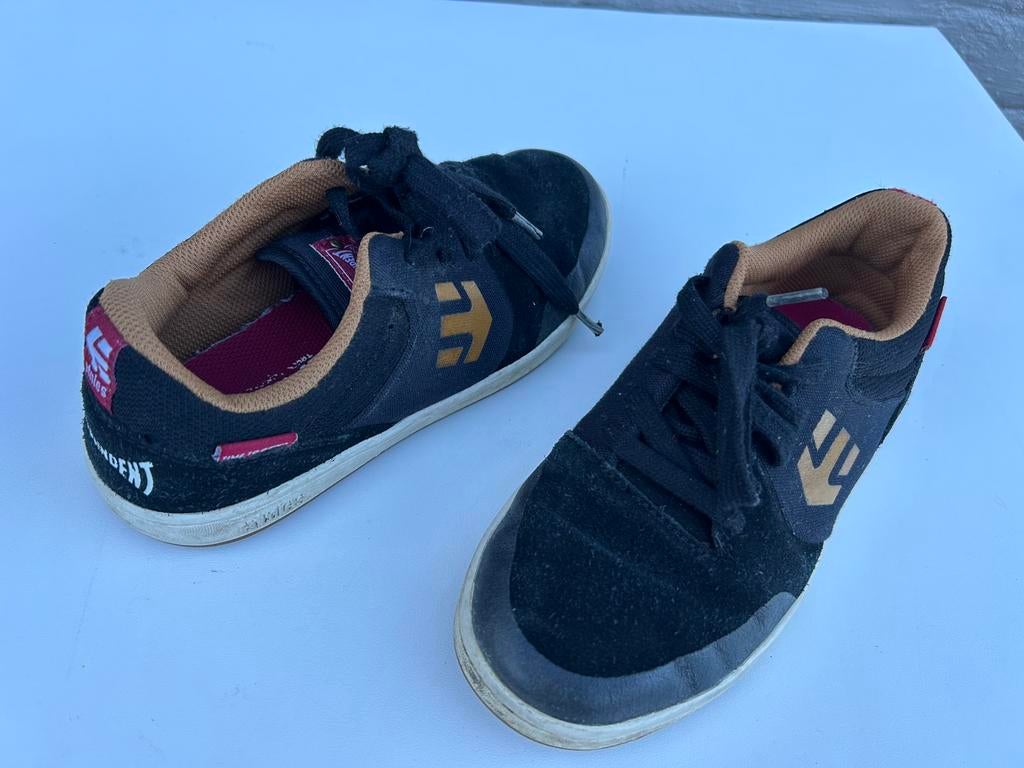Skateboard kinderschoenen ETNIES maat 34,5, Ophalen, Zo goed als nieuw