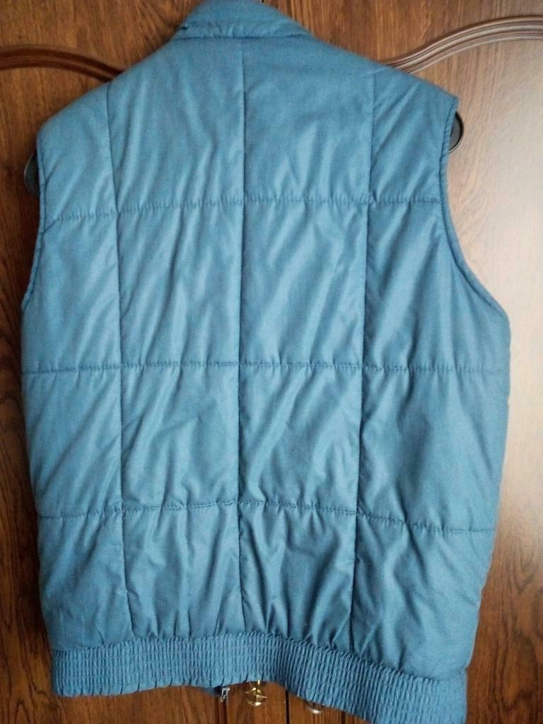 blauwe bodywarmers, Ophalen, Gedragen, Maat 38/40 (M), Blauw