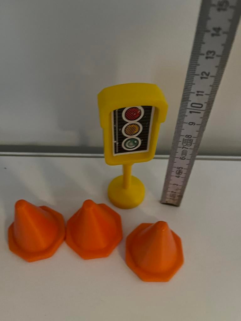 Verkeerslicht en kegels, Ophalen, Gebruikt