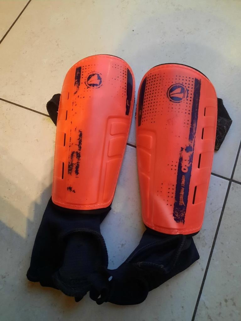 Protège-tibias de football, Sports & Fitness, Enlèvement ou Envoi, Utilisé