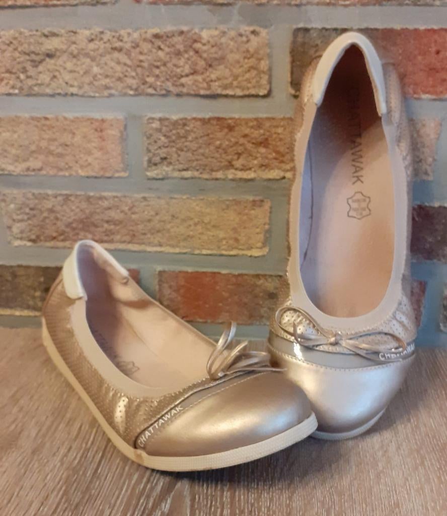 Gouden ballerina's Catawak, Ophalen, Nieuw