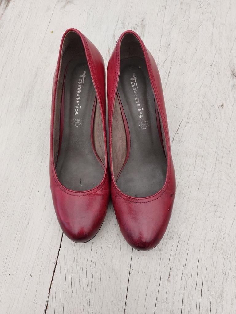 Rode schoenen Tamaris maat 39. 0486 215927, Enlèvement, Porté