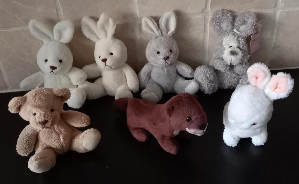 Kleine knuffel konijntjes en beertjes, Enlèvement ou Envoi, Comme neuf