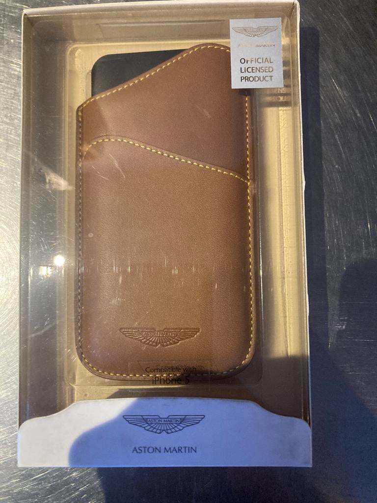 Aston Martin telefoon hoes, Ophalen of Verzenden, Nieuw