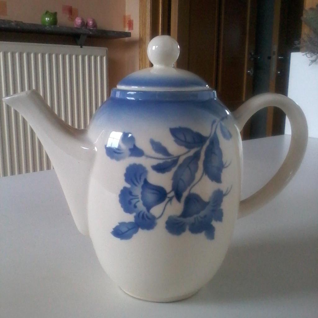 Koffiekan met blauw bloemmotief, Antiek en Kunst, Ophalen of Verzenden