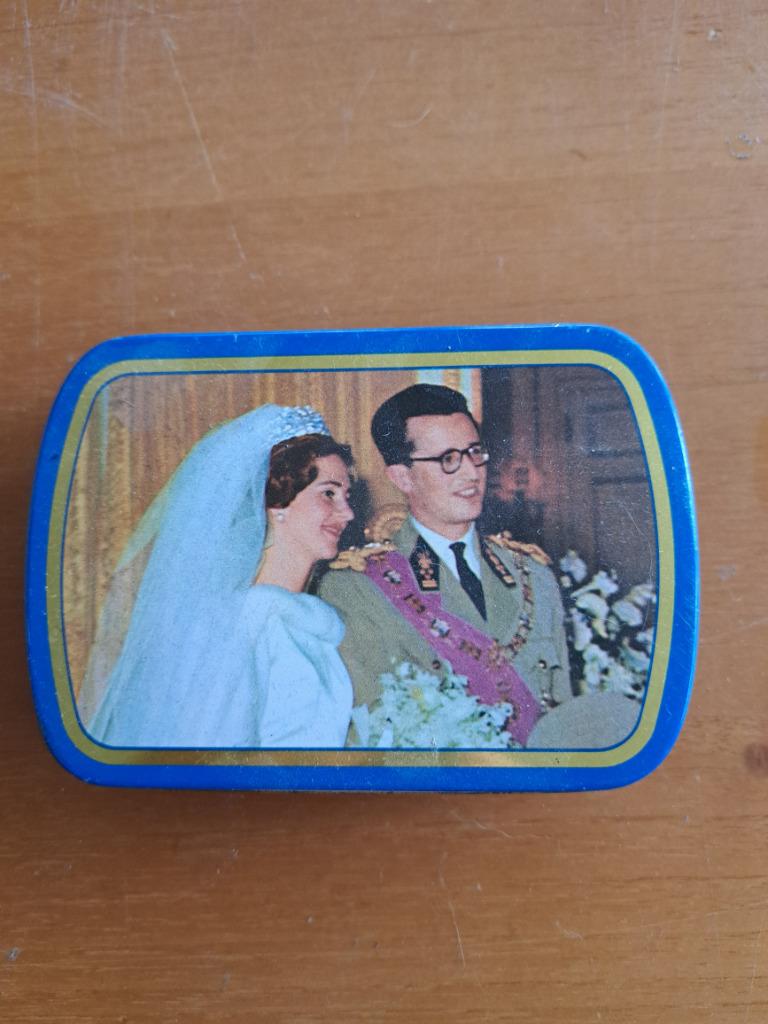 Blik - Rizla - Huwelijk Boudewijn en Fabiola 1960, Collections, Boîte en métal, Enlèvement ou Envoi, Utilisé, Autre