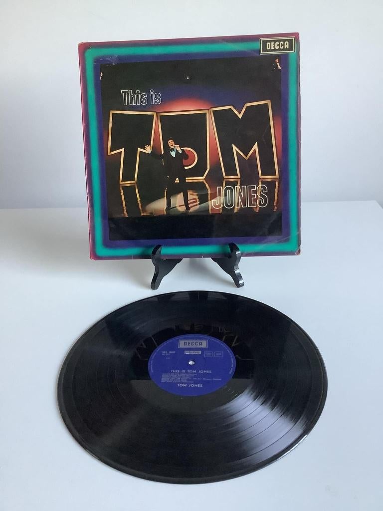 Tom Jones LP This is Tom, Ophalen of Verzenden, Gebruikt