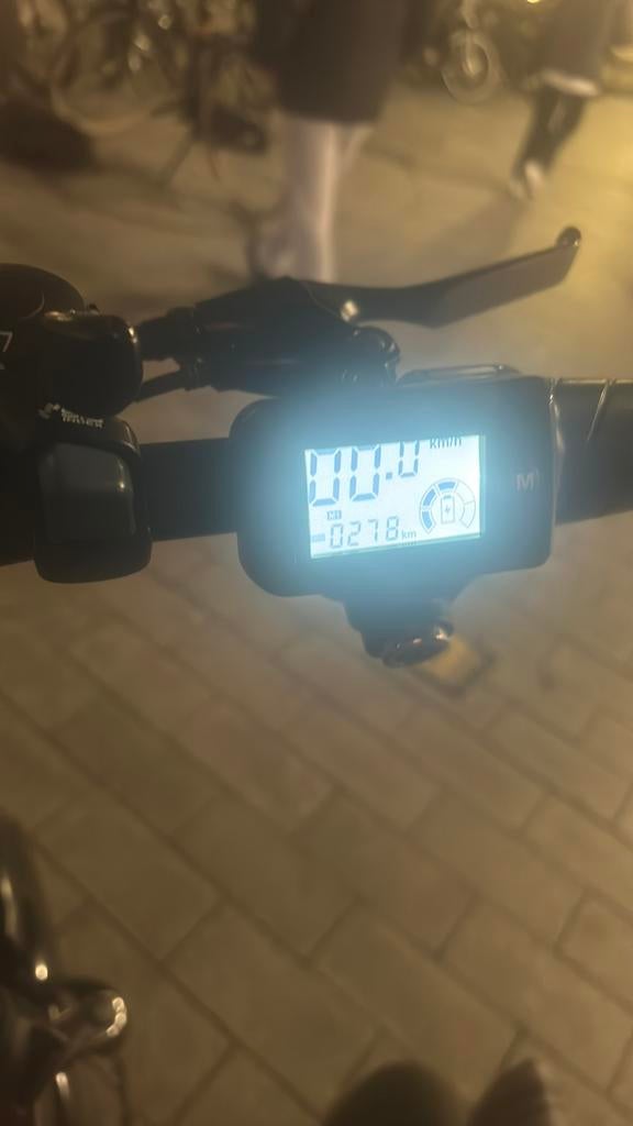 Elektrische vouwfiets, Fietsen en Brommers, Elektrische fietsen, Ophalen, Gebruikt, 50 km per accu of meer