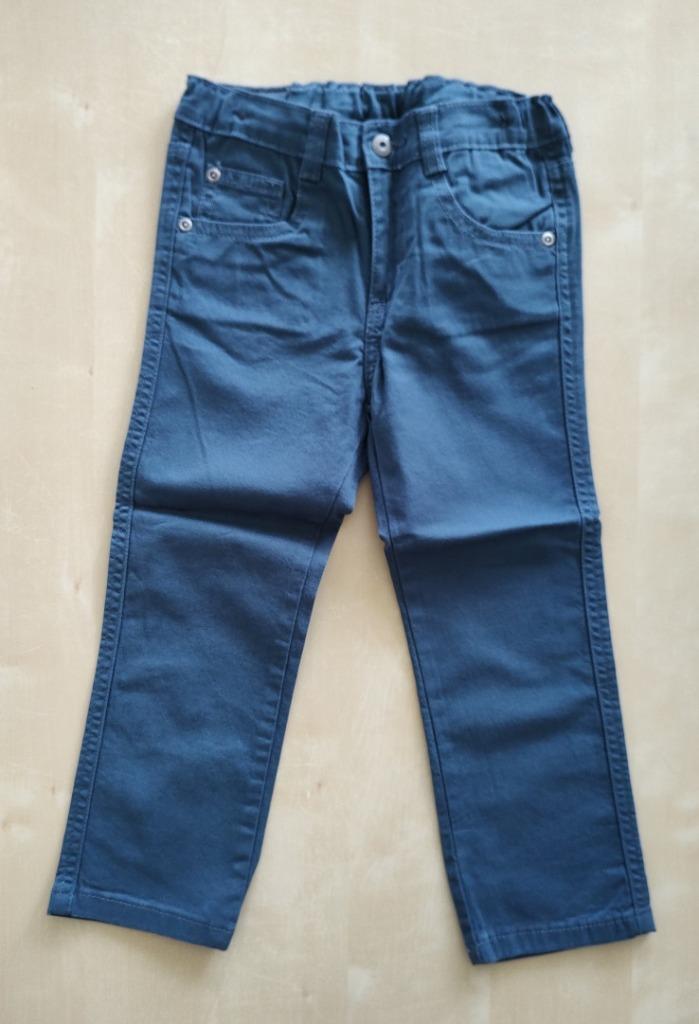 Blauwgrijze zomerjeans wrangler, maat 104 (nieuw), Broek, Nieuw, Ophalen of Verzenden, Wrangler