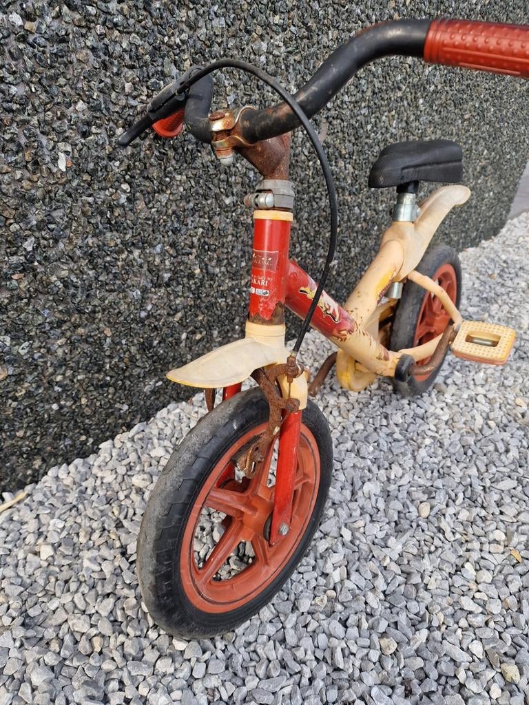 Lion King peuterfiets, Fietsen en Brommers, Ophalen, Zijwieltjes, Gebruikt, Minder dan 16 inch