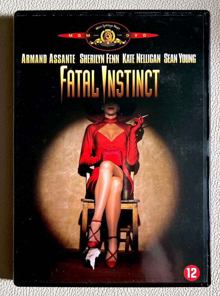 FATAL INSTINCT (Culte) // En Parfait État, À partir de 12 ans, Enlèvement ou Envoi, Comme neuf, Autres genres