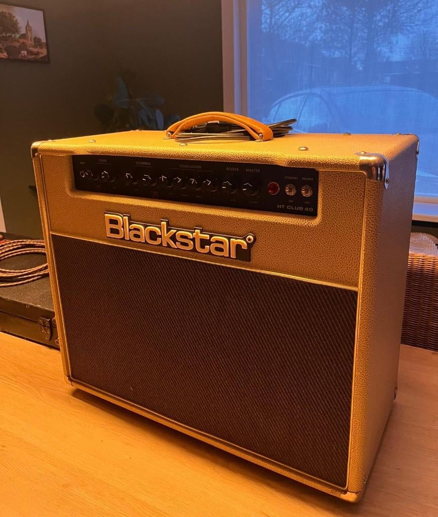 Blackstar HT club 40 Mk.I - Ivory, Musique & Instruments, Enlèvement ou Envoi, Comme neuf, Guitare, Moins de 50 watts