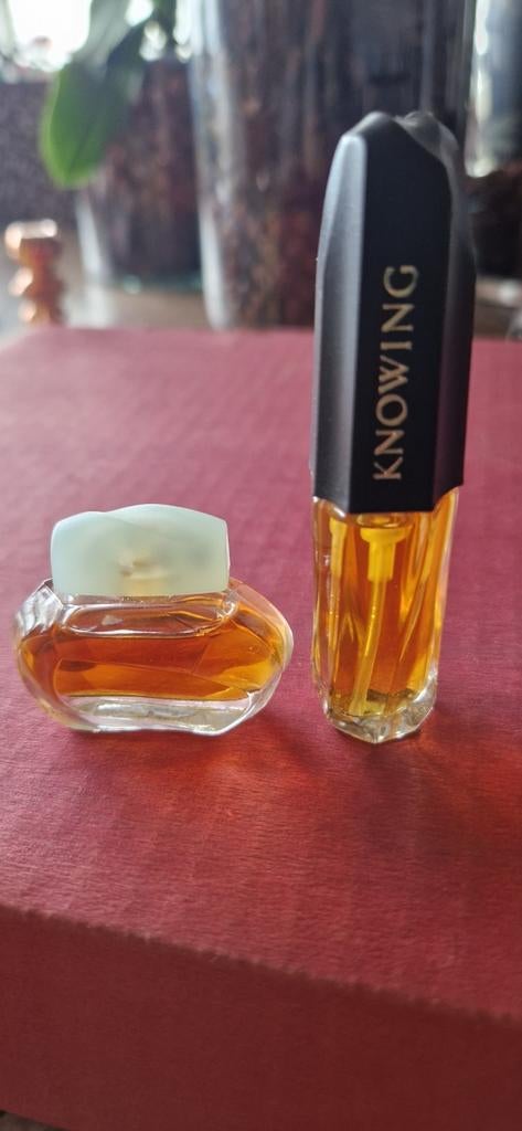 Lot de 2 miniatures Knowing d'Estée Lauder de 3,5 et 5 ml, Enlèvement ou Envoi, Comme neuf