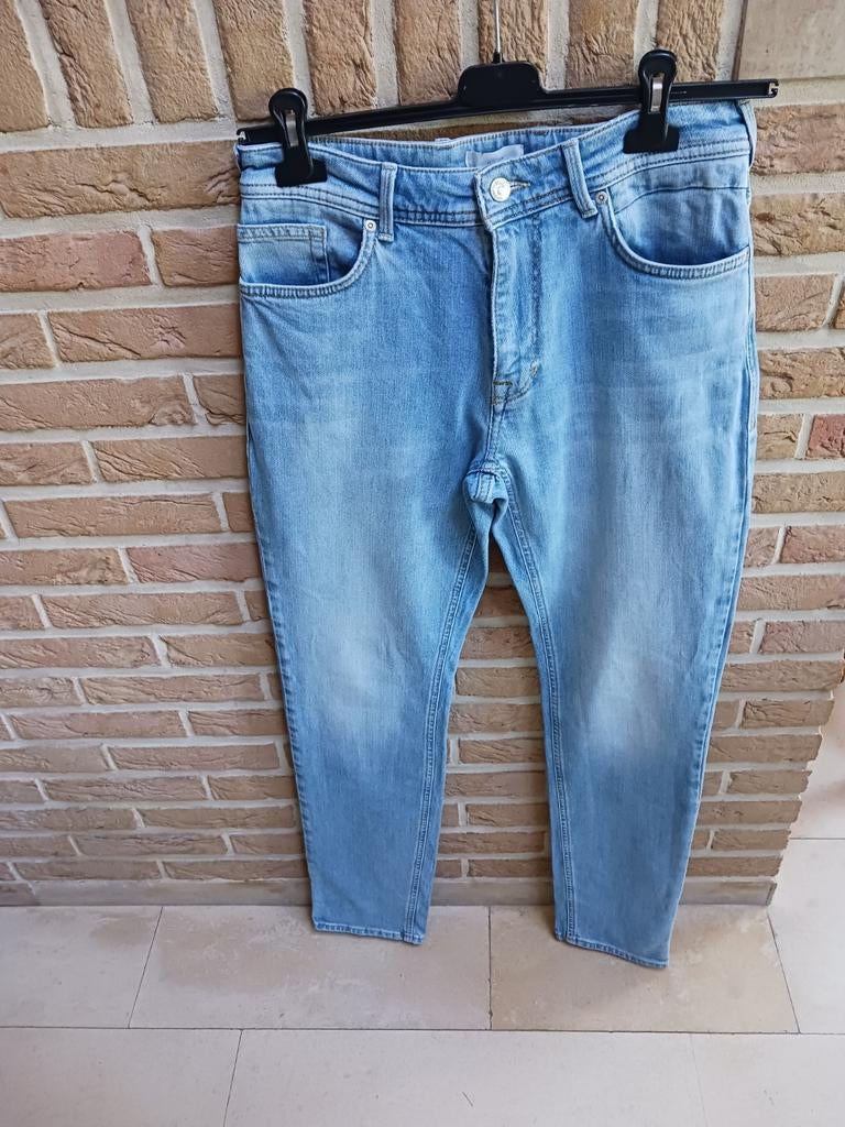 Lichtkleurige jeans tieners/heren, W28 L34., Ophalen of Verzenden, Zo goed als nieuw