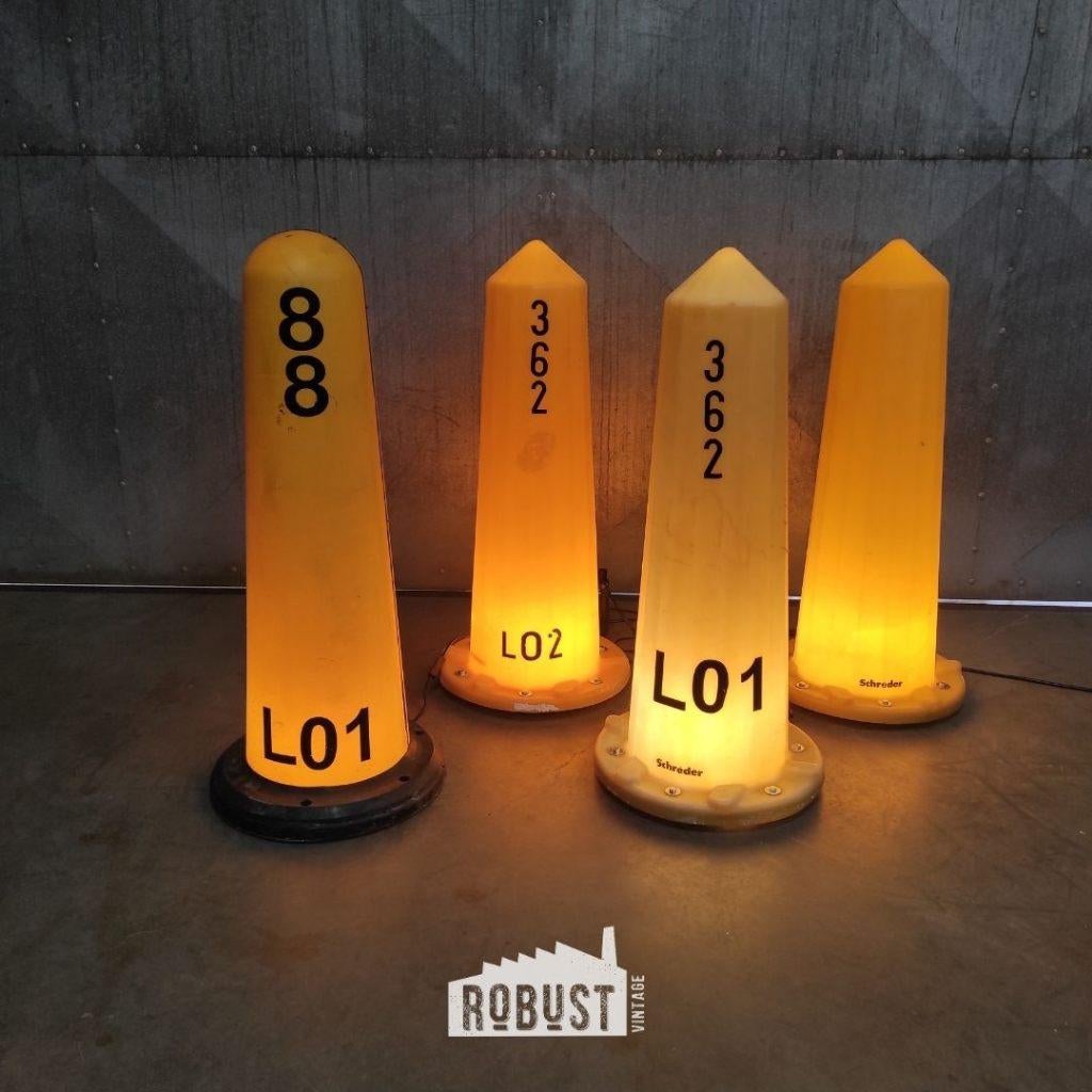 Lampe à cône de signalisation vintage — colonne lumineuse, Enlèvement ou Envoi, Comme neuf, Synthétique, Industrieel Vintage