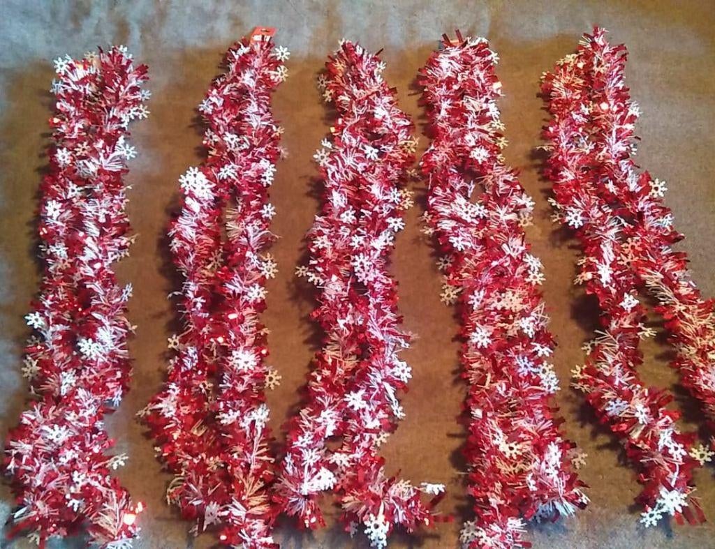 kerstslingers rood NIEUW. Per set van 5 stuks, Diversen, Kerst, Ophalen of Verzenden, Nieuw