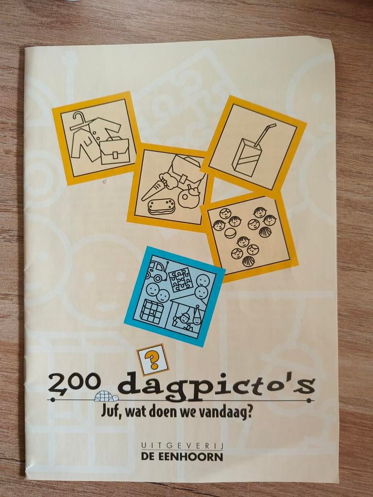 200 Dagpictogrammen voor in de klas of thuis, Diversen, Kalenders, Ophalen of Verzenden, Dagkalender, Zo goed als nieuw