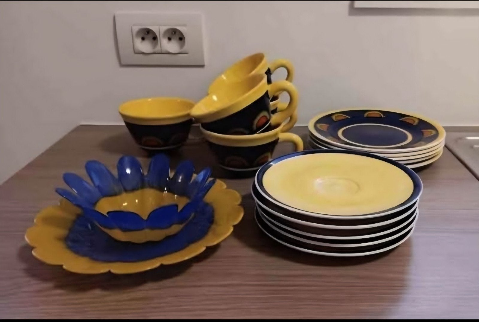 vaisselle à café, Enlèvement