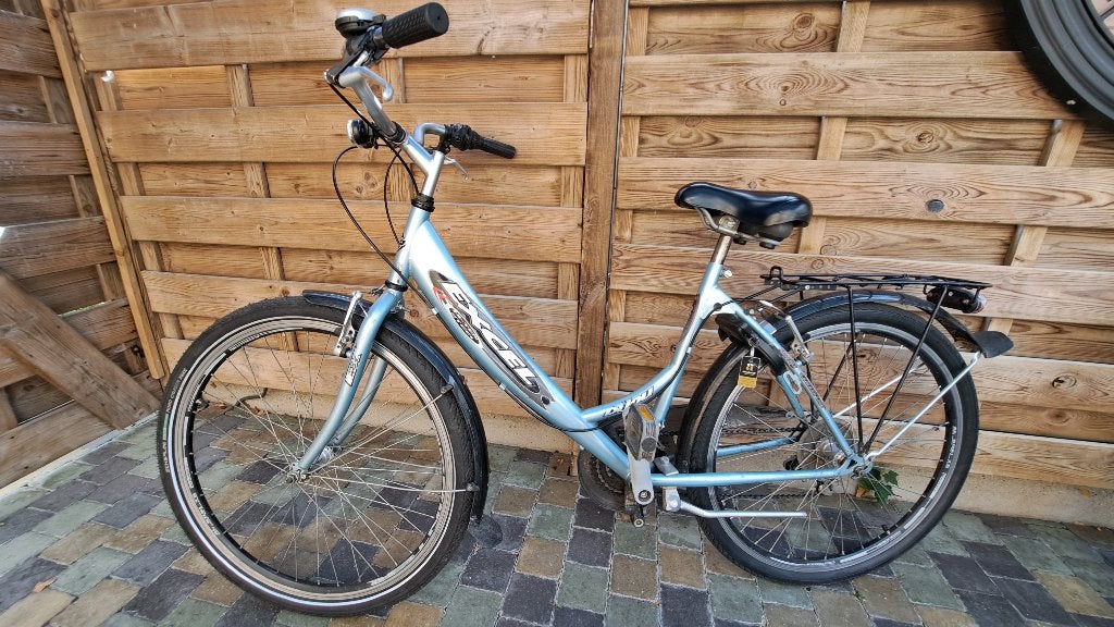 meisjes fiets 26 inch in goed staat               allerlei, Fietsen en Brommers, Ophalen, Versnellingen