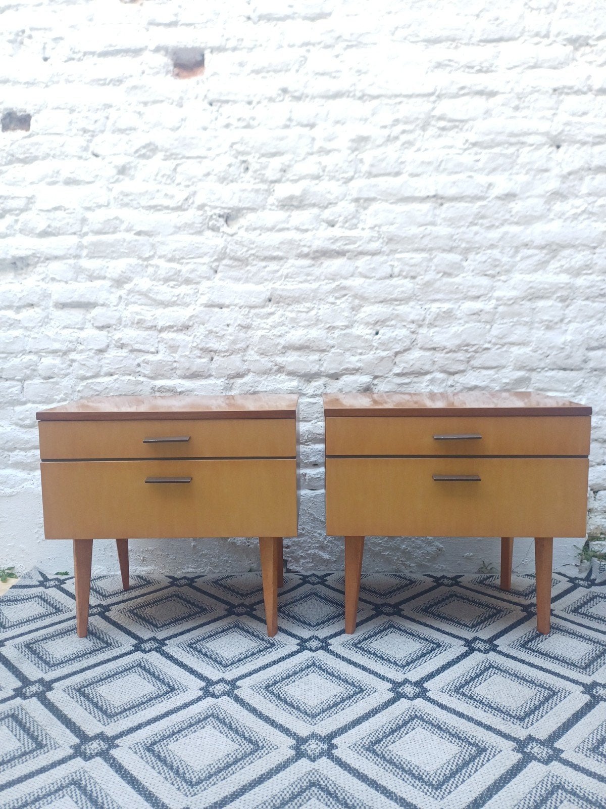 Paire de Tables de Nuit Vintage Style Scandinave Mid-Century, Comme neuf, Bois