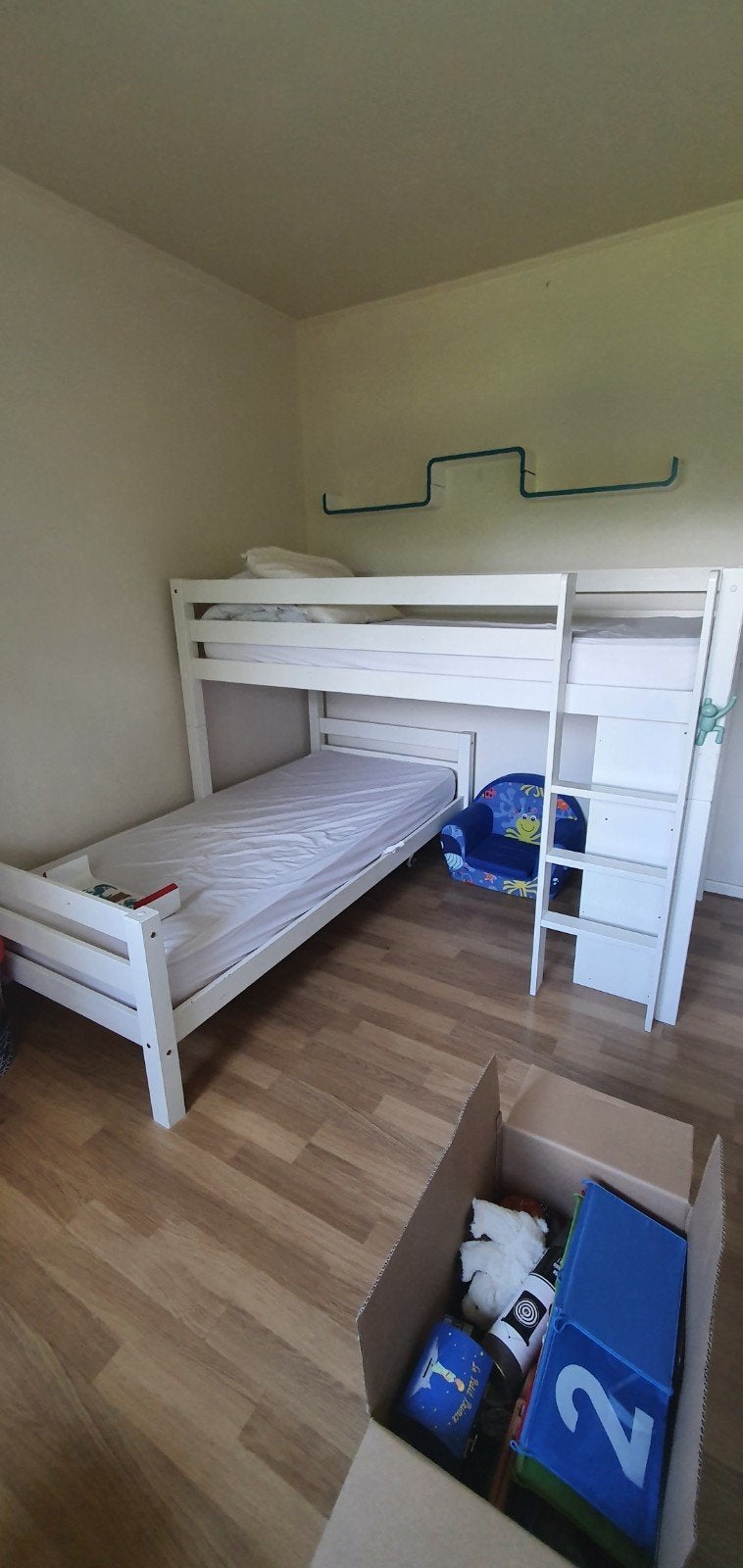 Lits superposés en hêtre massif avec étagères, Maison & Meubles, 140 cm, Enlèvement, Utilisé, Lits superposés