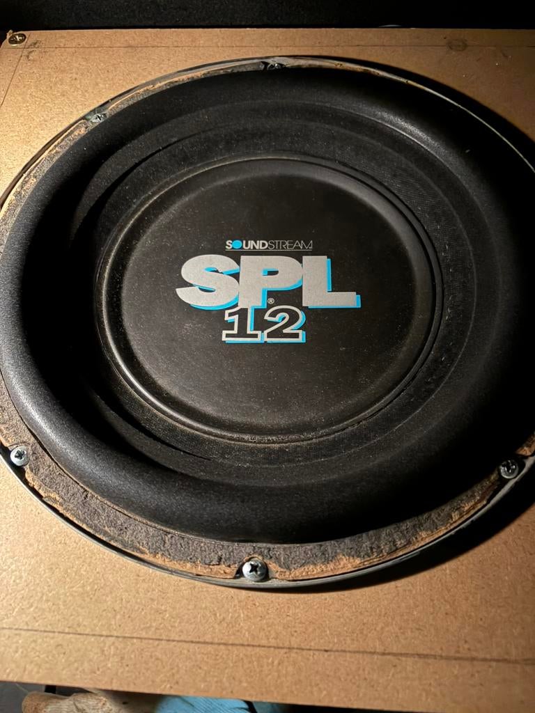 Cherche spl12 soundstream panier bleu, Enlèvement, Comme neuf