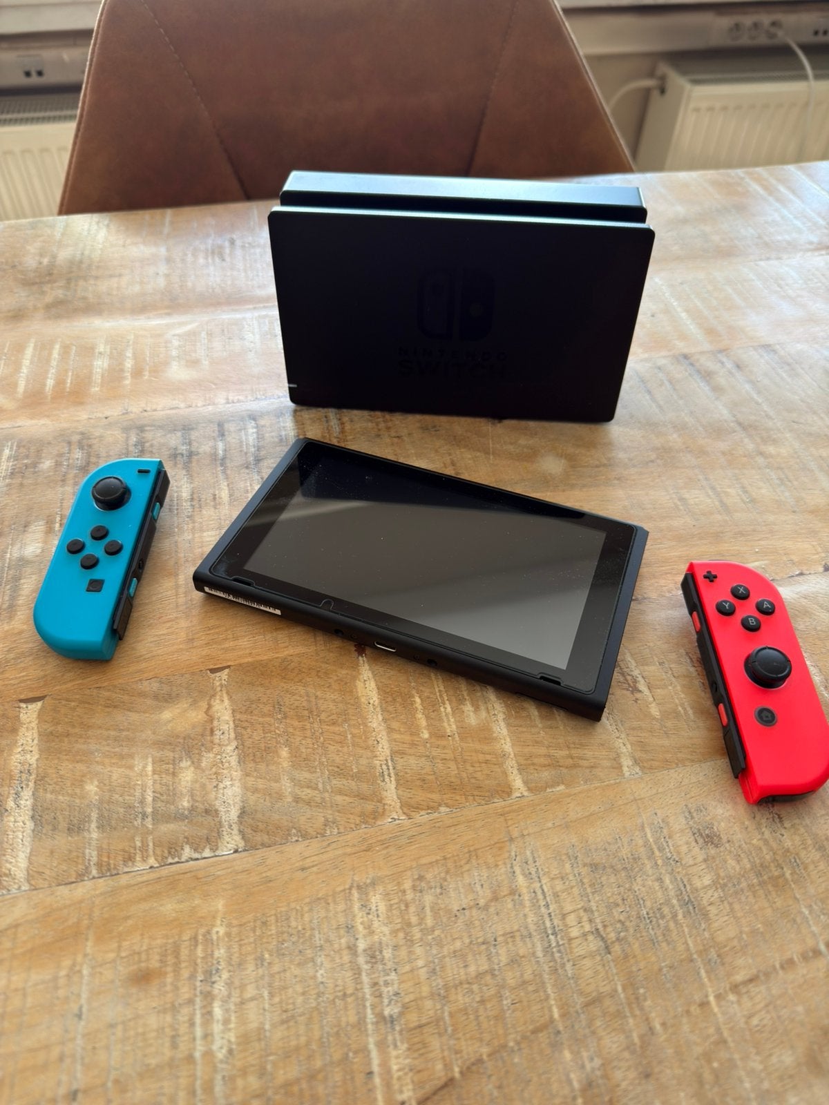 Nintende Switch te koop met games, Ophalen, Zo goed als nieuw, Met games