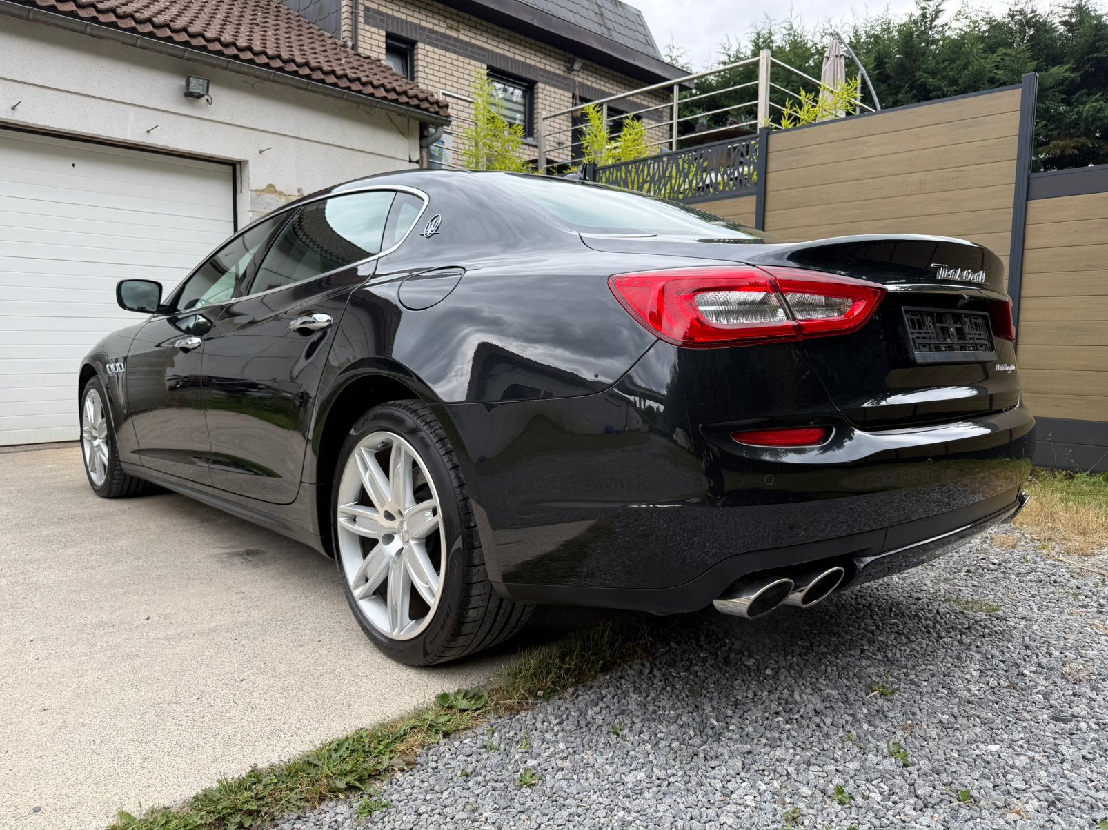 ✅Maserati Quattroporte🔥3.0 V6 Benzine🔥410 pk💪ShowRoom✨, Auto's, Automaat, Panoramadak, Zwart, Zwart