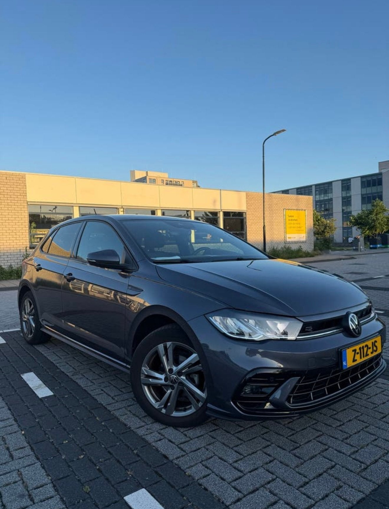 Volkswagen polo 1.0 TSI 95pk 2023 R Line. NL ingeschreven!, Autos, Volkswagen, Achat, Boîte manuelle, Particulier, Essence