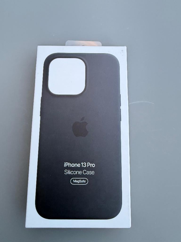 Origineel Apple iPhone 13 Pro Siliconen Hoesje MagSafe, Telecommunicatie, Mobiele telefoons | Hoesjes en Screenprotectors | Apple iPhone
