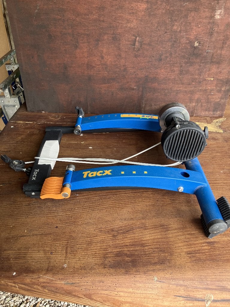 fietstrainer met wielbevestiging TACX, Ophalen, Zo goed als nieuw