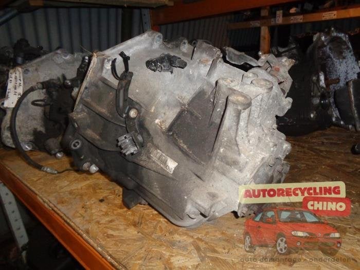 Versnellingsbak van een Opel Astra, Gebruikt, -, -, Opel