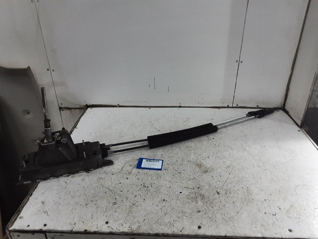 MECANISME DE CHANGEMENT DE VITESSES Volkswagen Golf V (1K1), Volkswagen, Mevr. I. Hauben, Utilisé, Rue de l'Espoir 34 34
4030  GRIVEGNÉE, BE