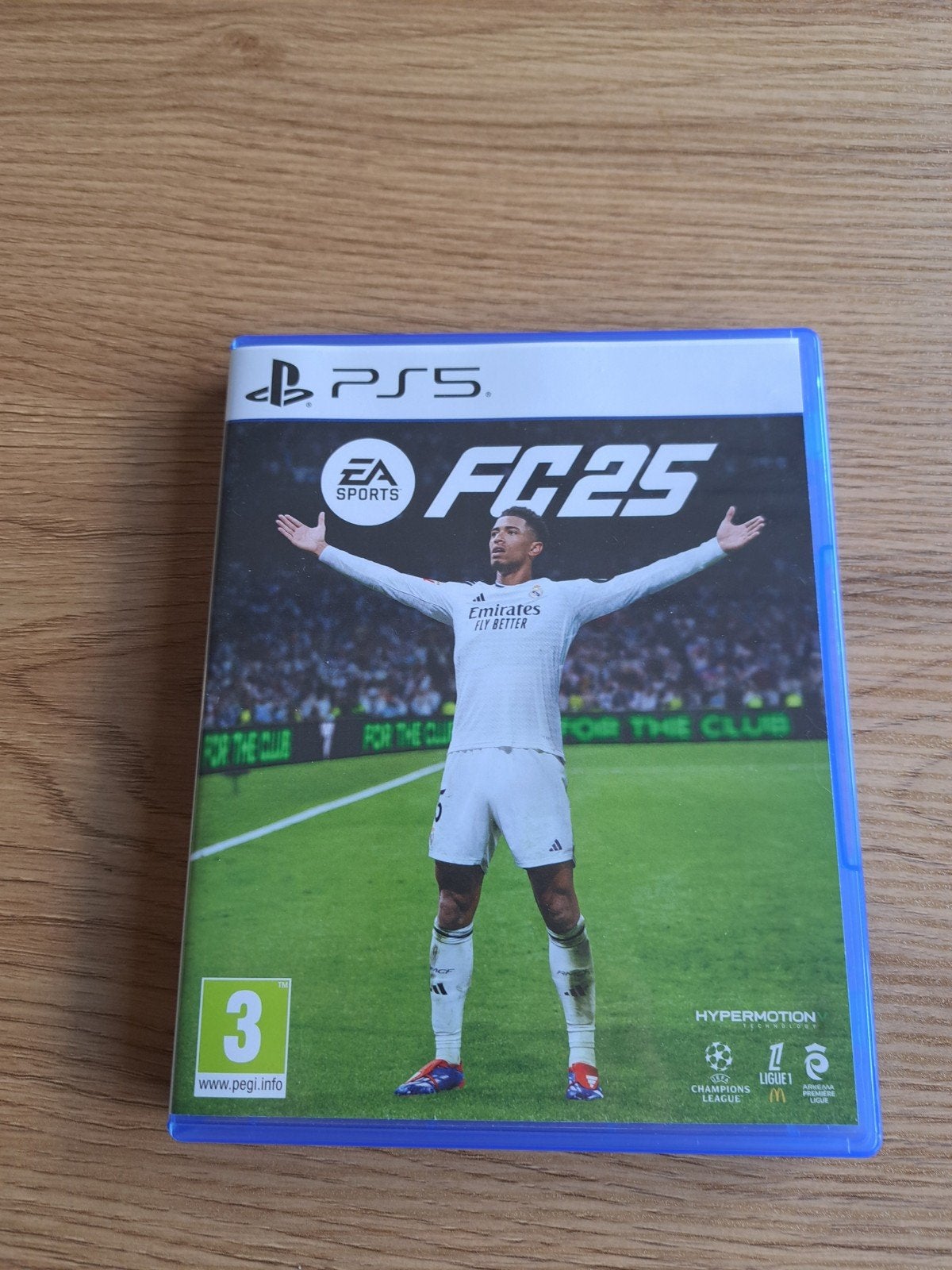 Fifa 25 en Test Drive Unlimited Solar Crown, Ophalen, Racen en Vliegen, Vanaf 12 jaar