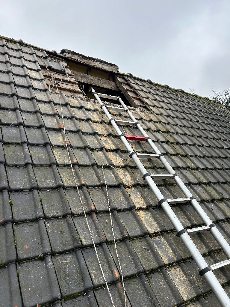 dakpannen, Doe-het-zelf en Bouw, Ophalen, Gebruikt, Steen of Klei, Zwart