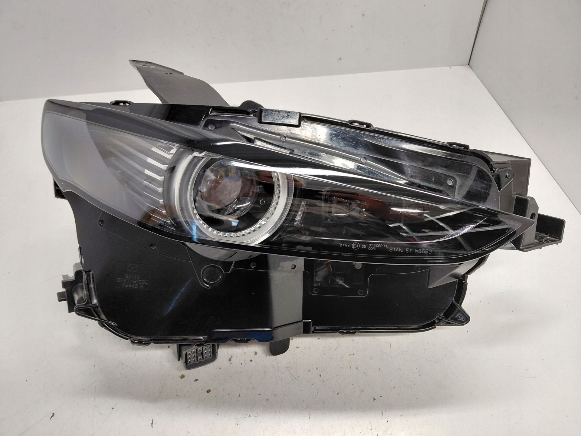 Phare Mazda CX30 DFR7-51030, Shinchi, Fuchu-Cho 3-1
730-8670  Hiroshima, Mazda Motor Corporation, Info@mazda.co.jp, Mazda
