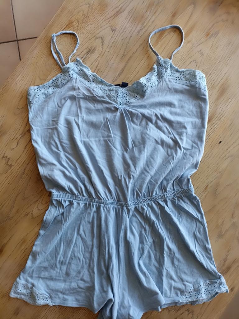 Combishort bleu ciel Kiabi taille M, Kleding | Dames, Jumpsuits, Maat 38/40 (M), Blauw, Ophalen of Verzenden, Zo goed als nieuw