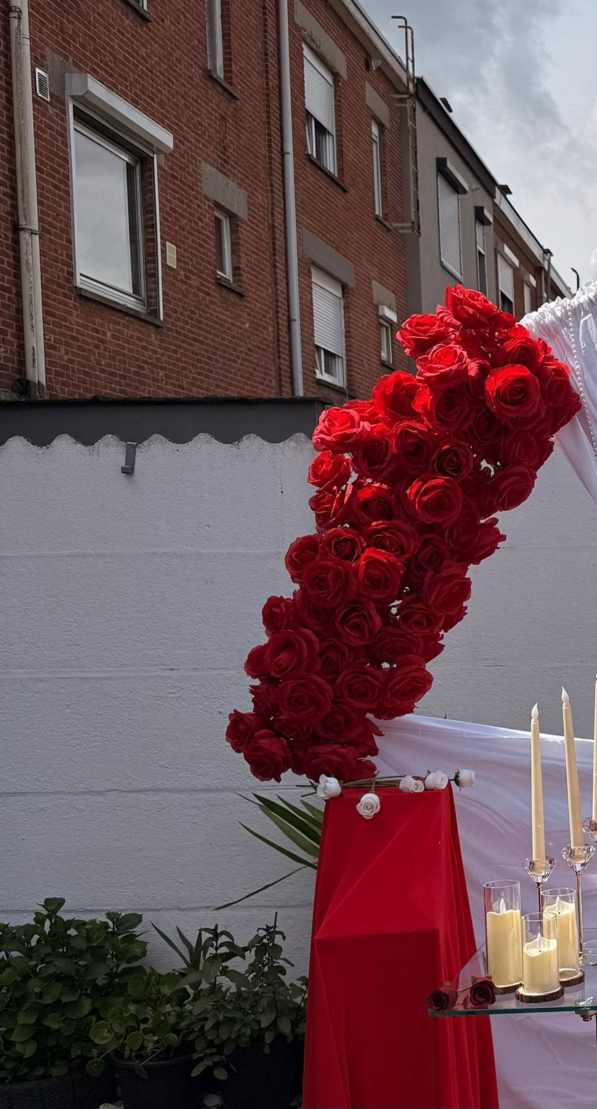 Decoratieve bloemen te koop ️, Hobby en Vrije tijd, Feestartikelen, Ophalen, Zo goed als nieuw