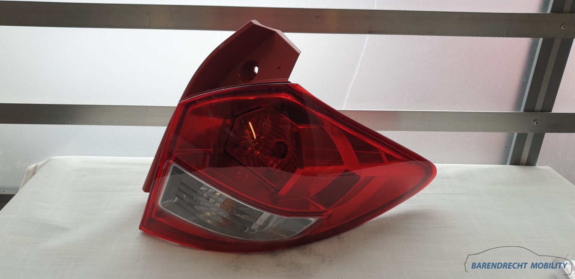 Achterlicht rechts Subaru Trezia 0Z1 passagierskant originee, Subaru, Info@subaru.co.jp, Gebruikt, Ebisu, Shibuya-ku 1-20-8
150-8554  Tokyo