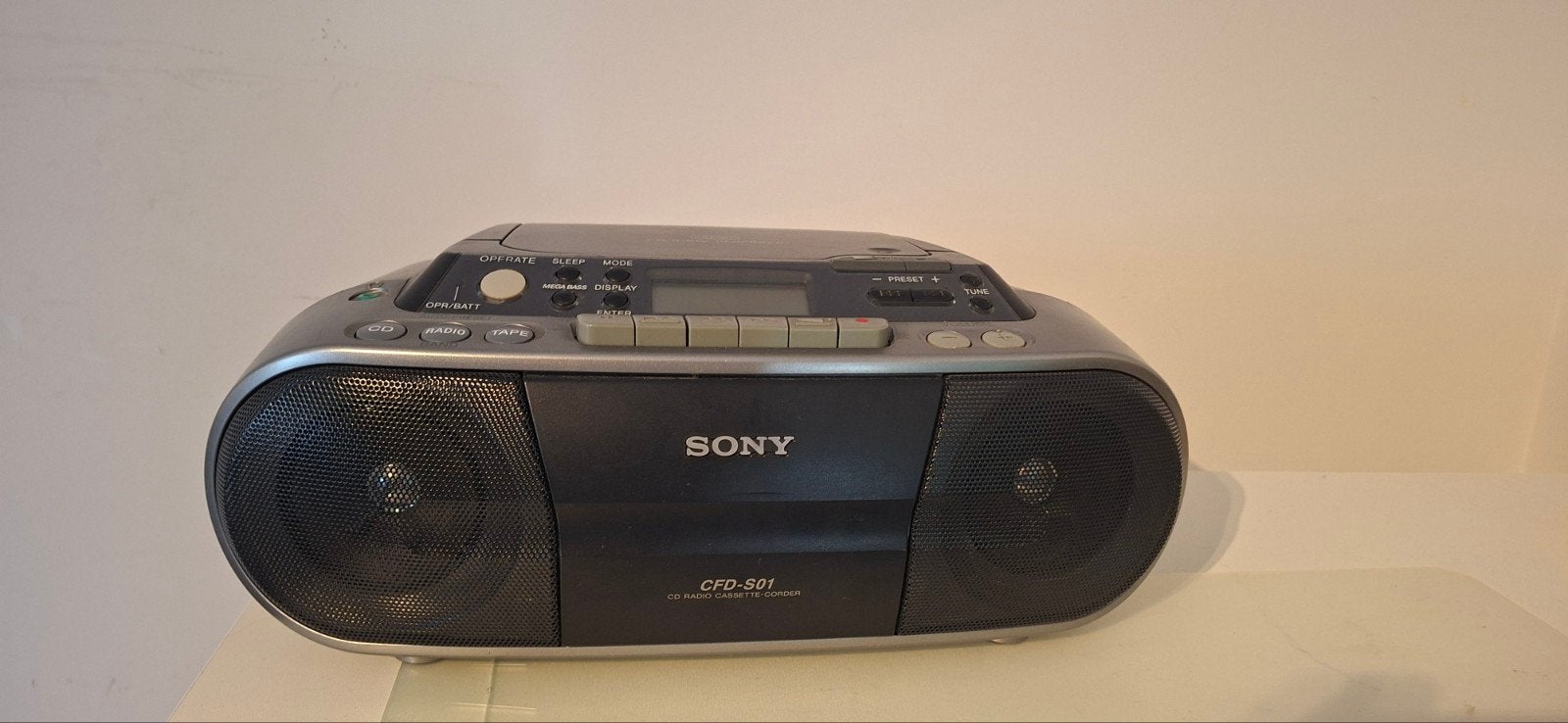 Sony CFD-S01 Draagbare CD-speler, Radio & Cassetterecorder, Enlèvement ou Envoi, Utilisé, Radio, Avec lecteur de CD