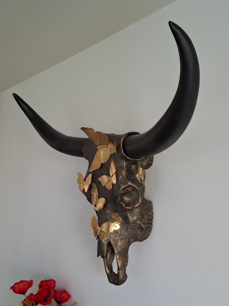 Tête de buffle, Enlèvement, Neuf