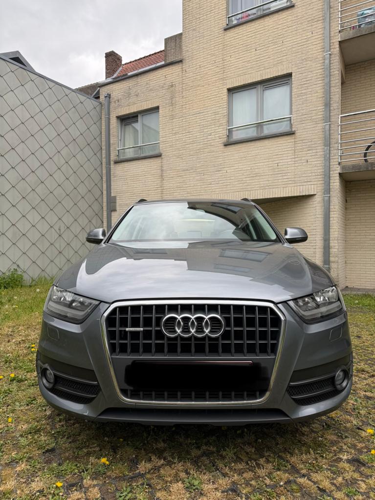 Audi Q3 2,0 L TFSI Quattro, Autos, Audi, Particulier, Q3, Essence, Euro 5, SUV ou Tout-terrain, 5 portes, Boîte manuelle, Argent ou Gris