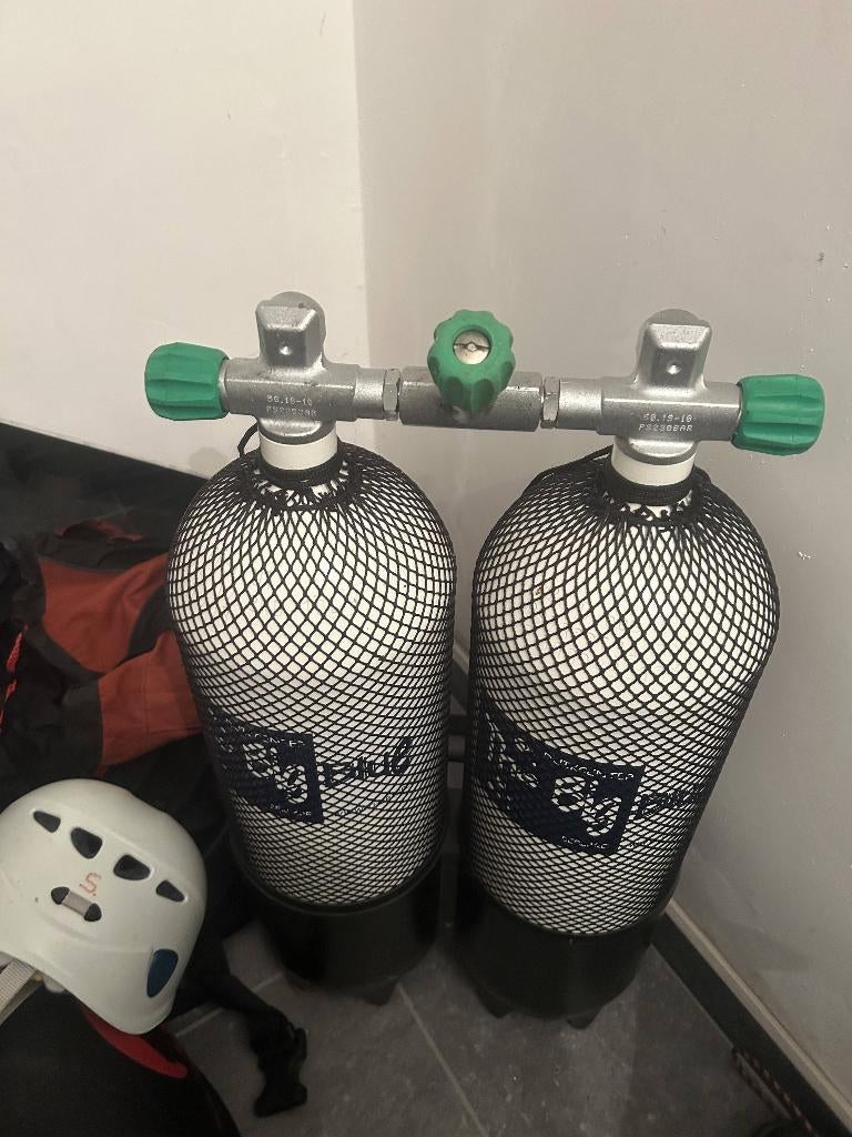 Duikfles bi 2x12L 230bar, Sports nautiques & Bateaux, Plongée, Enlèvement, Comme neuf, Bouteille de plongée
