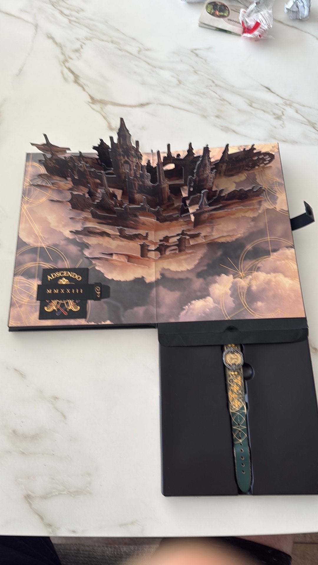 Tomorrowland case 2023 - Adscendo incl bracelet