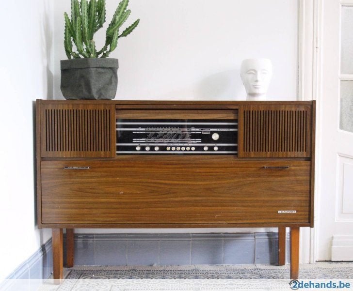 Vintage radiomeubel en platenspeler Blaupunkt werkend, Enlèvement, Utilisé